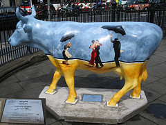 No 36 Jones Lang LaFriesian at Edinburgh Cow Parade 2006